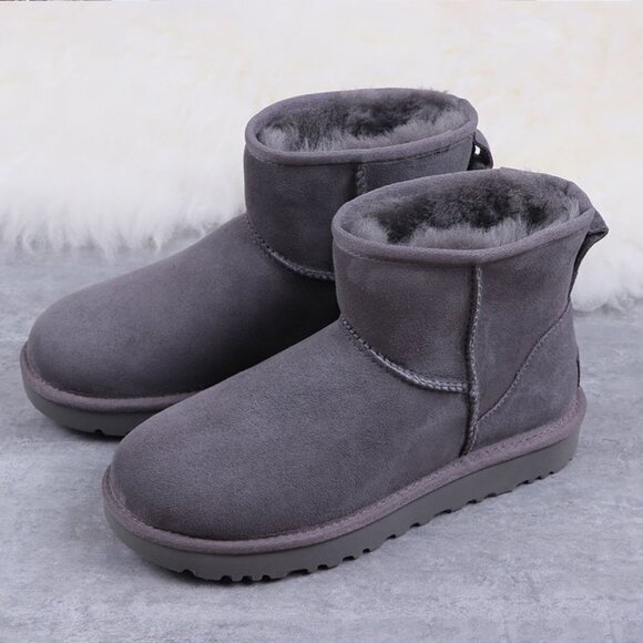 Ugg Classic Mini Fleece-Lined Warm Short-Shaped Snow Boots For Couples Gray - Picture 1 of 8